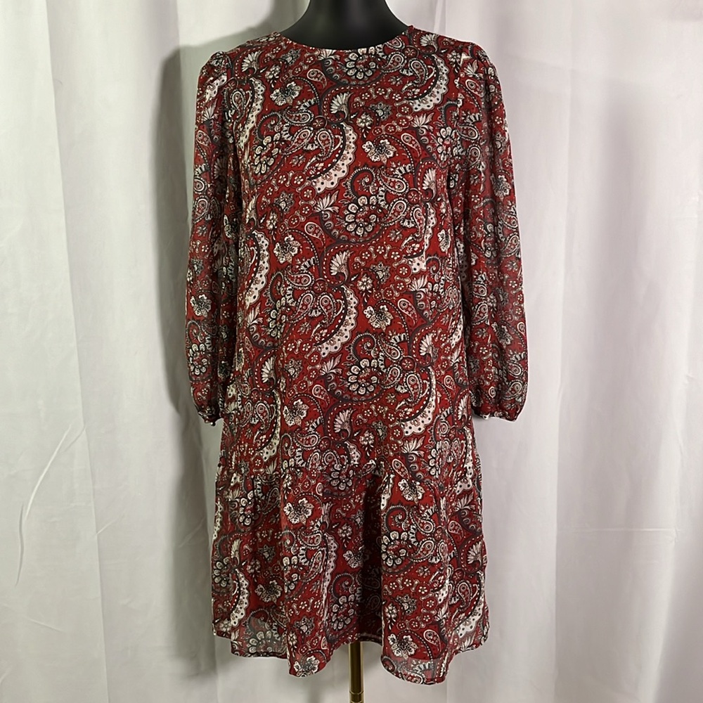 NWT LOFT Red Gray & Gold Glitter Paisley Print Chiffon Ruffle Hem Mini Dress